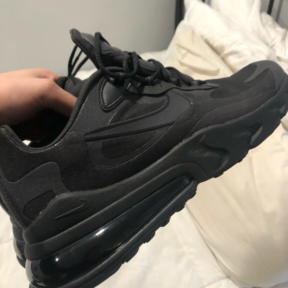 NIKE AIR REACT 27 MENS SIZE 12
